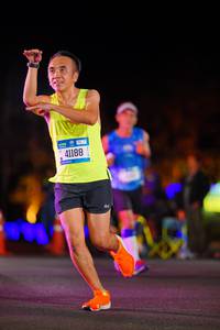 BIB: 41188
                            <button type="button" onclick="openModal(21541480)" class="btn btn-primary btn-sm float-right btn-popup" data-toggle="modal" data-target=".modal-high-quality">
                        <i class="fas fa-shopping-cart"></i> Add to Cart
                    </button>
                                            <button type="button" onclick="isThisMe(21541480, true)" class="btn btn-success btn-sm float-right btn-popup btn-isme hidden" data-toggle="tooltip" data-placement="bottom" title="นี่คือรูปของคุณใช่ไหม คลิกที่นี่เพื่อเอาเข้าอัลบั้ม">
                        <i class="fas fa-plus"></i> Add to album
                    </button>
                    <button type="button" onclick="isThisMe(21541480, false)" class="btn btn-warning btn-sm float-right btn-popup btn-isnotme hidden">
                        <i class="fas fa-ban"></i> Remove from album
                    </button>